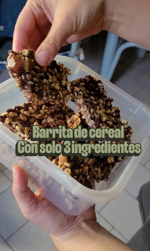 Barritas caseras de cereal con tres ingredientes